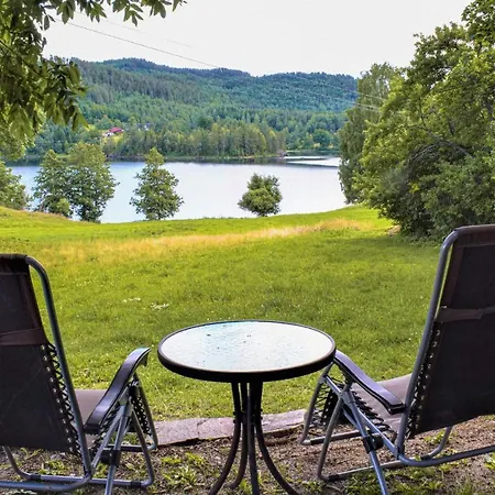 Nice In Neslandsvatn With Lägenhet Helldal